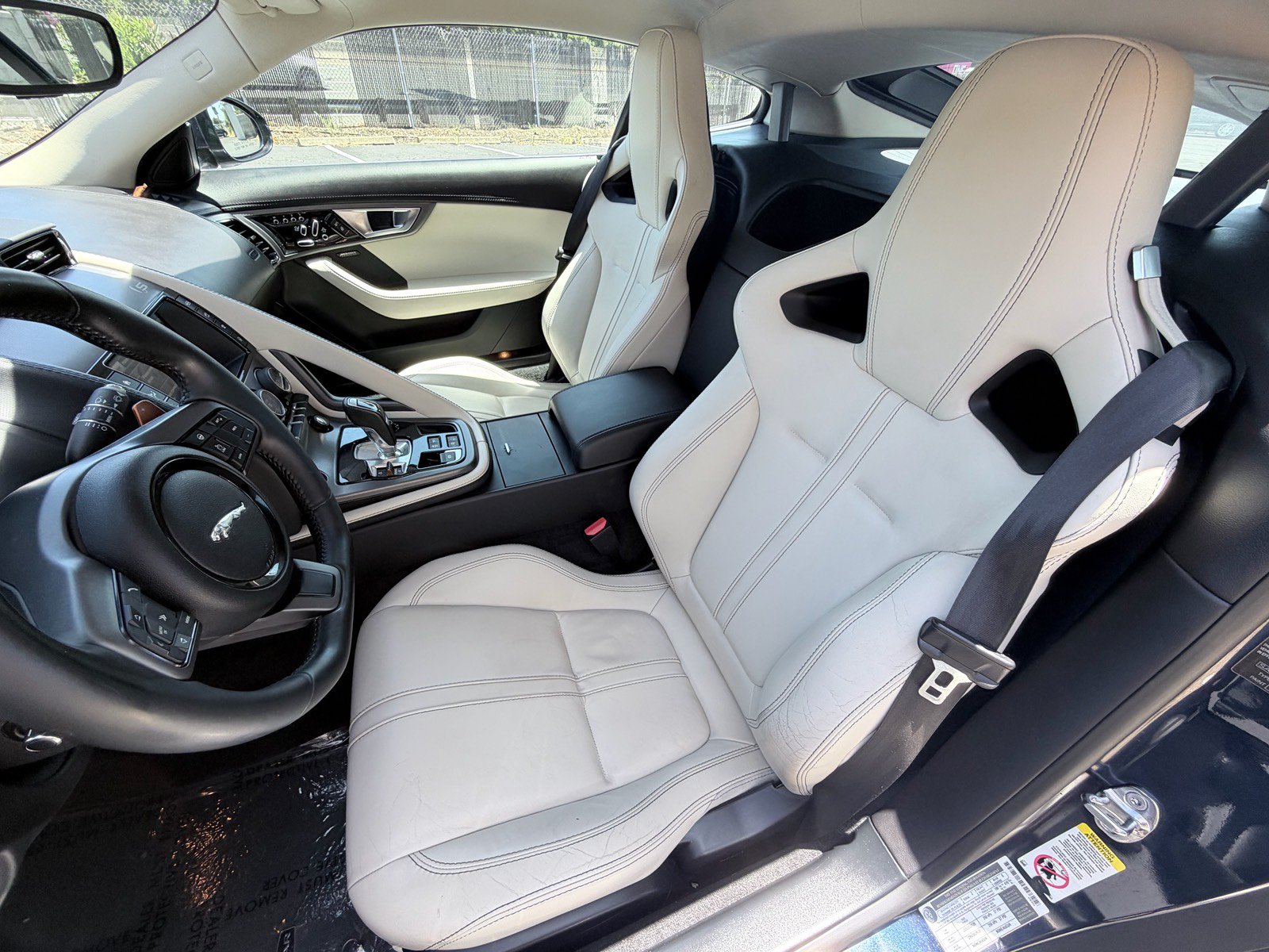 Used 2016 Jaguar F-TYPE S RWD image 8