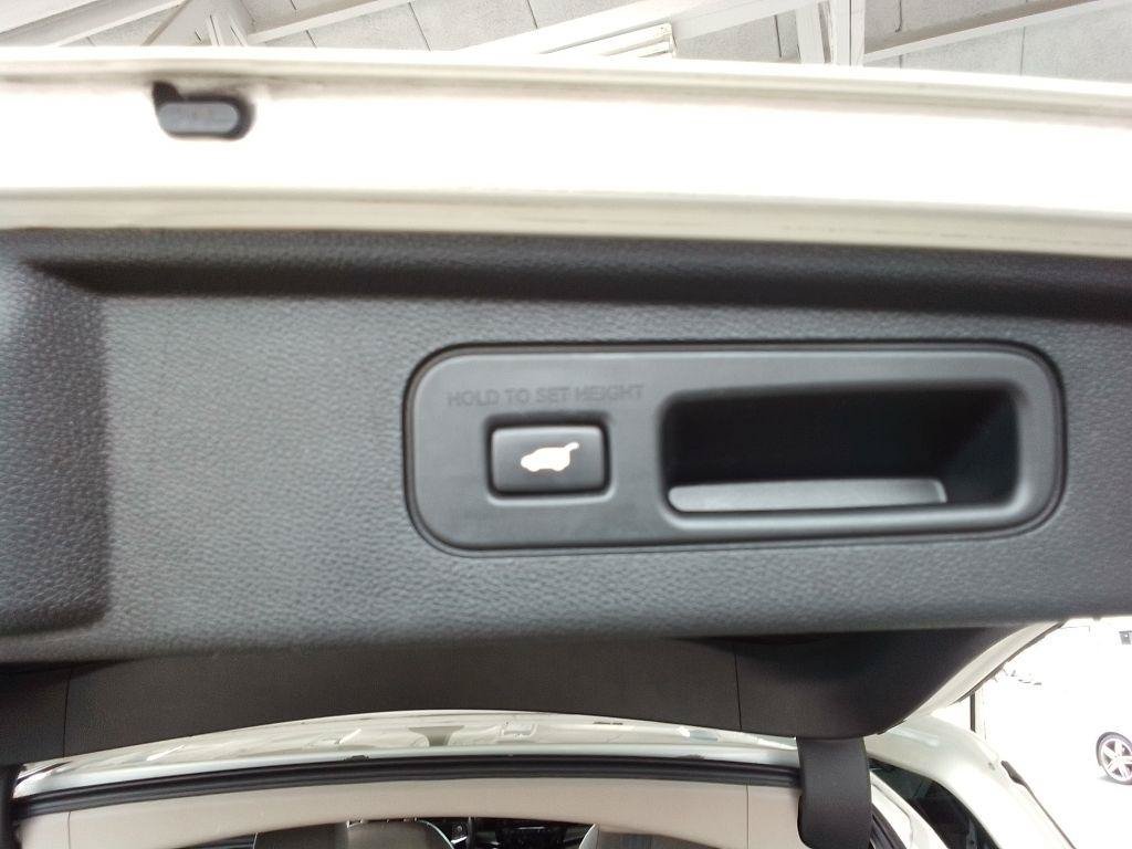 Used 2018 Honda Odyssey EX-L image 24