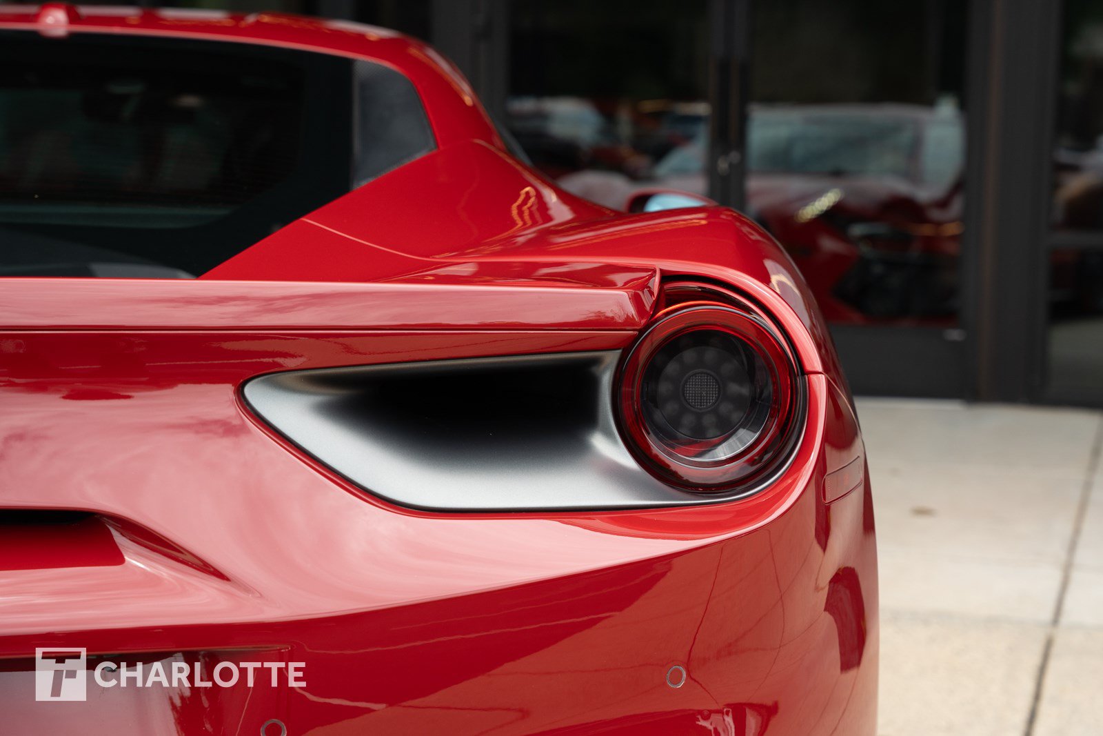 Used 2017 Ferrari 488 GTB RWD image 19