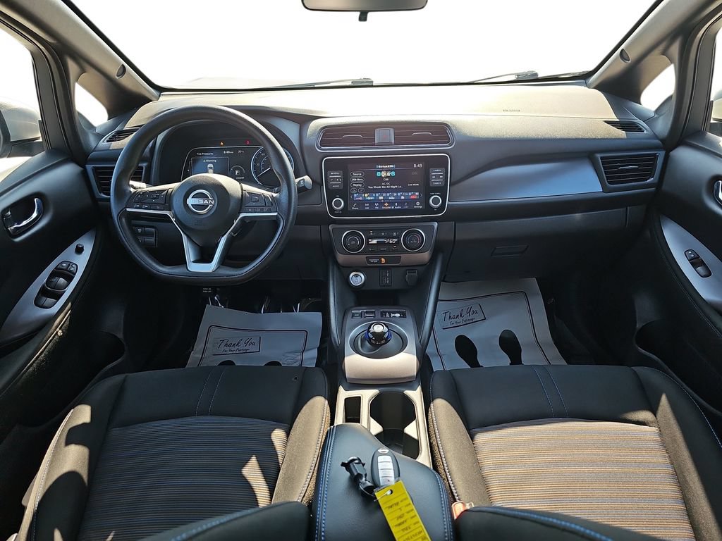 Used 2025 Nissan Leaf S FWD image 13