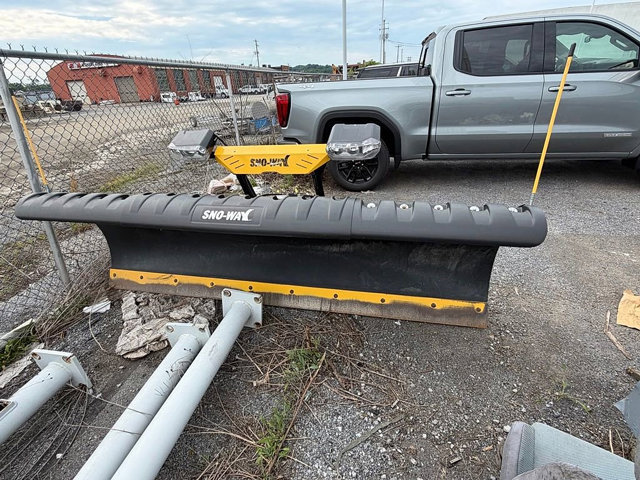 Used 2018 GMC Sierra 3500 4x4 Regular Cab w/ Snow Plow Prep Package image 39