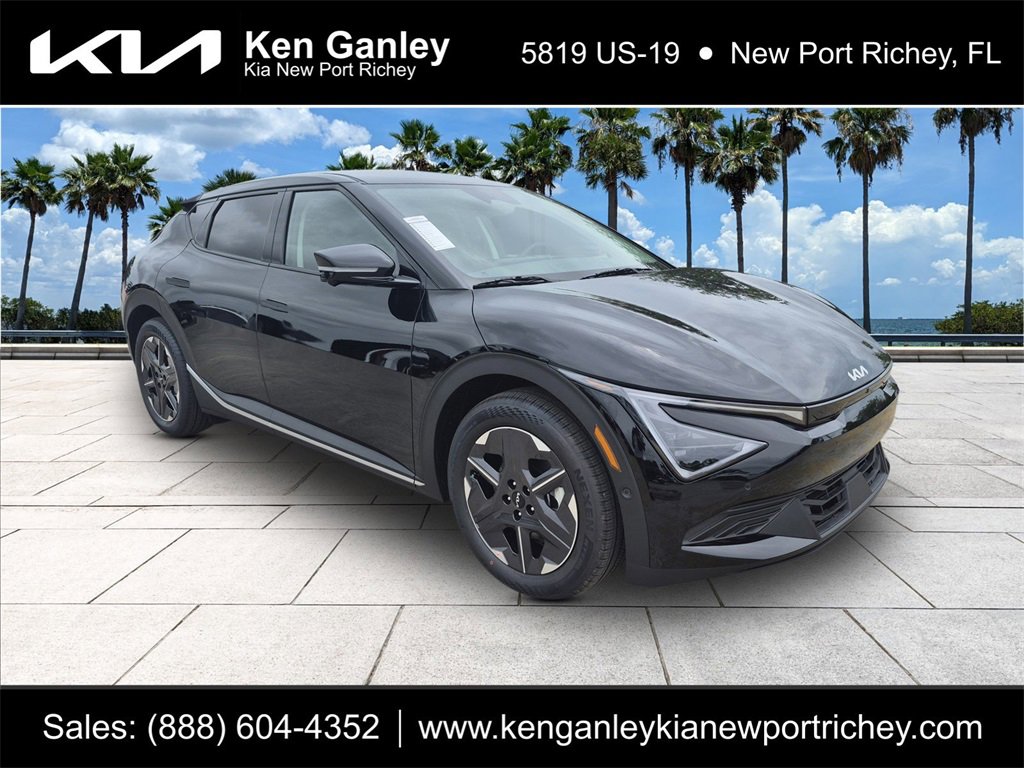 New 2025 Kia EV6 Light w/ Light LR Technology Package