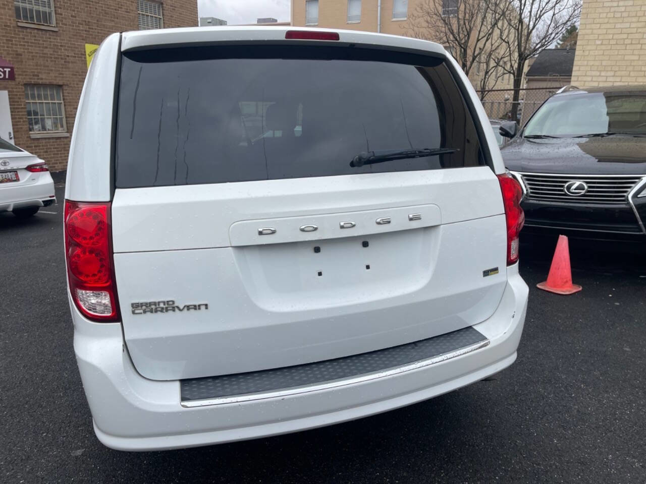 Used 2015 Dodge Grand Caravan SE w/ Quick Order Package 29E SE image 7