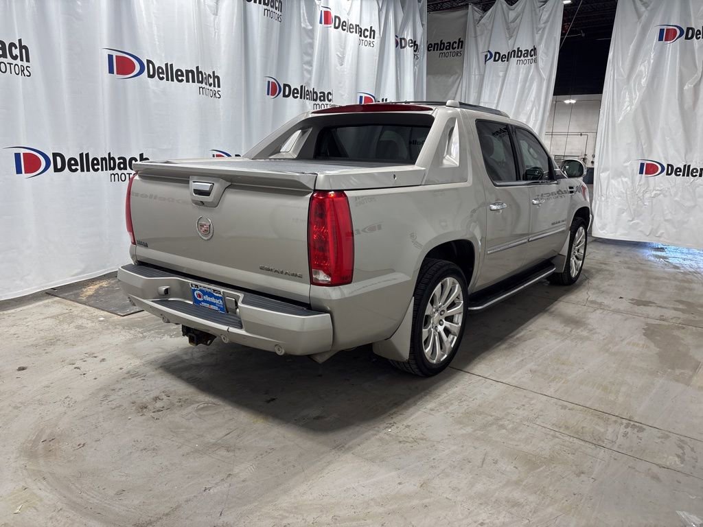 Used 2009 Cadillac Escalade EXT image 5