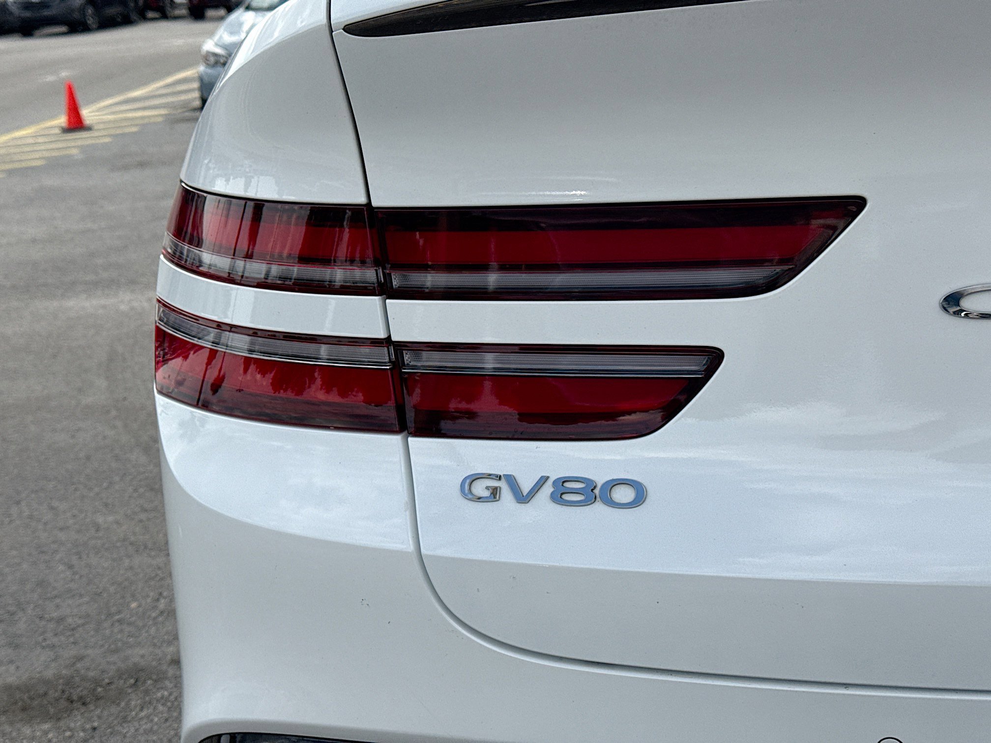 Used 2025 Genesis GV80 3.5T e-SC AWD/4WD image 10