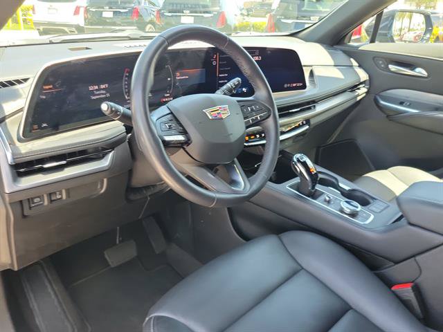 Certified 2024 Cadillac XT4 Premium Luxury AWD/4WD image 34