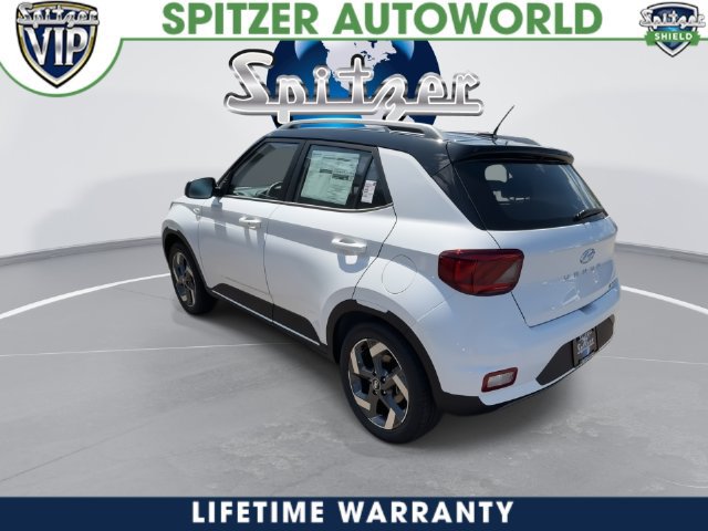 New 2026 Hyundai Venue SEL FWD image 11
