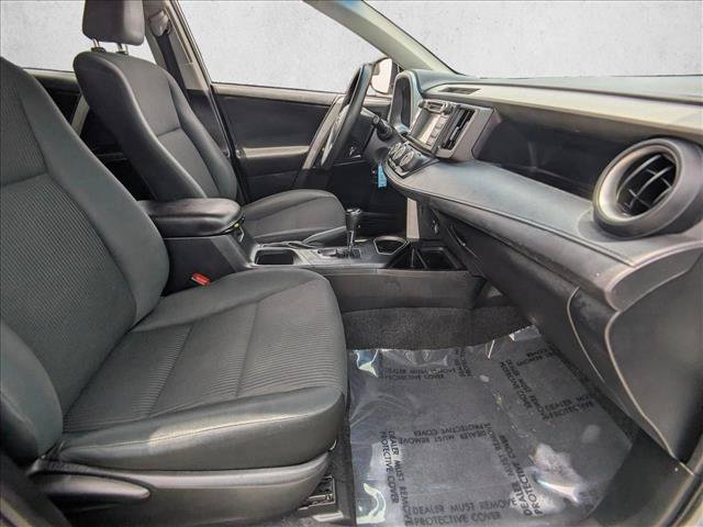 Used 2016 Toyota RAV4 LE FWD image 19