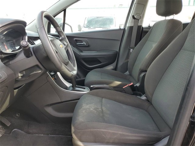 Certified 2020 Chevrolet Trax LS image 17