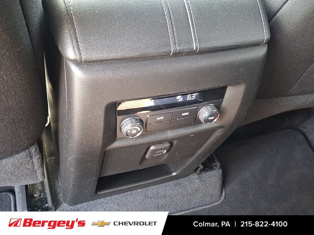 Certified 2023 Chevrolet Traverse LT AWD/4WD image 14