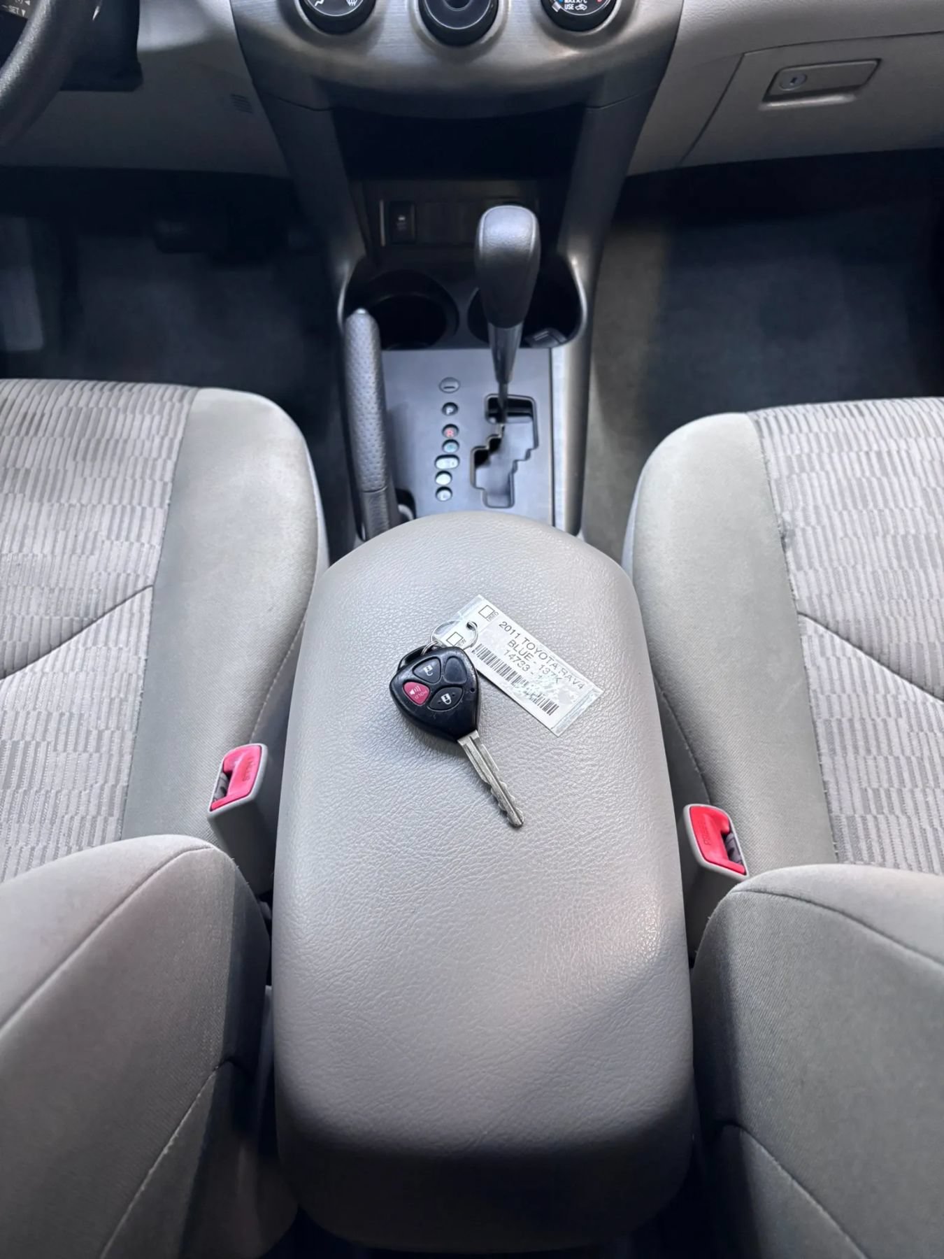 Used 2011 Toyota RAV4 4WD w/ Base L4 Extra Value Pkg image 17