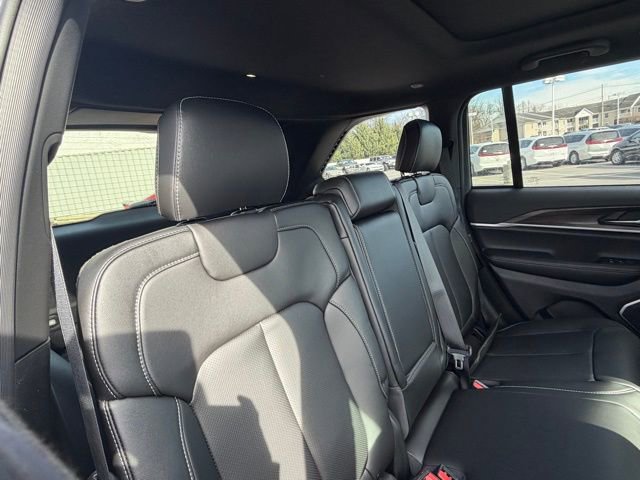 New 2026 Jeep Grand Cherokee Limited image 35