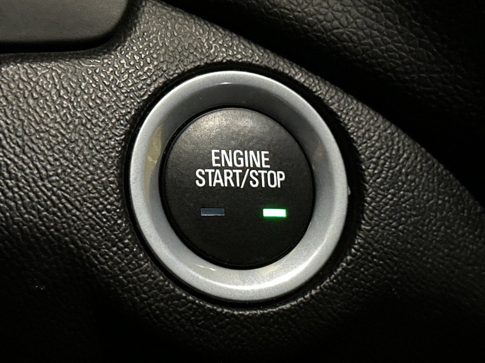 Used 2019 Chevrolet Equinox LT FWD image 29
