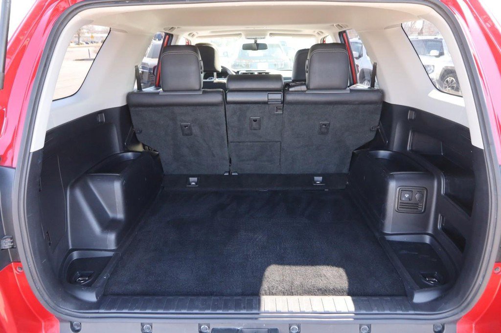 Used 2019 Toyota 4Runner SR5 Premium image 7