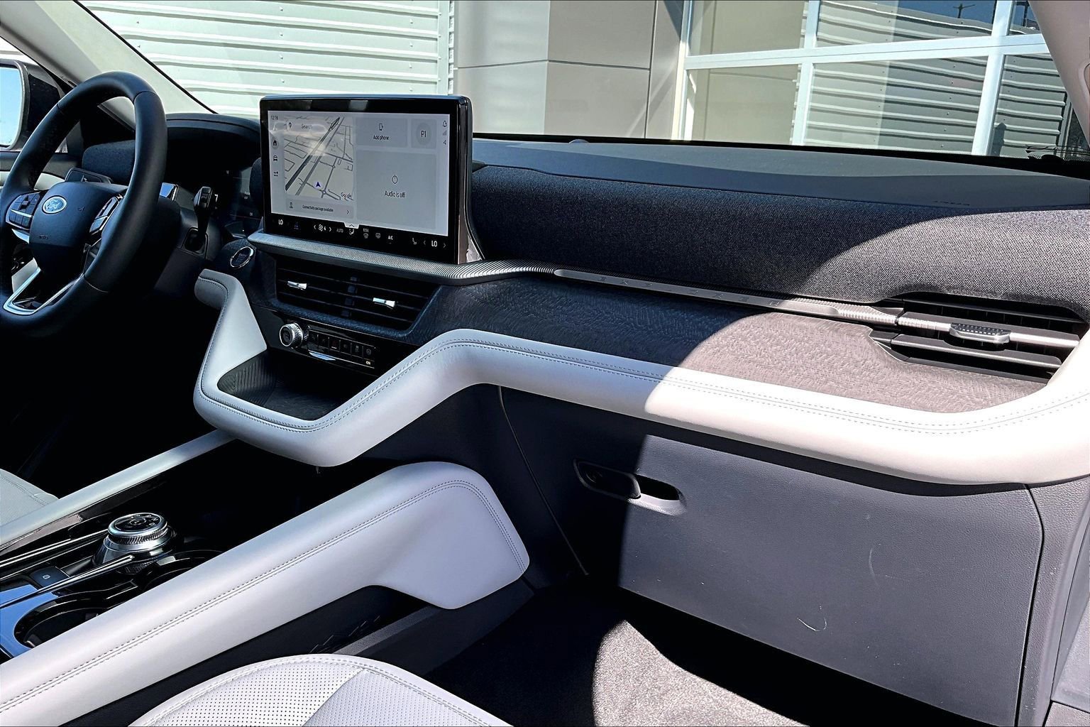 Used 2026 Ford Explorer Platinum w/ LUX Leather Package image 16