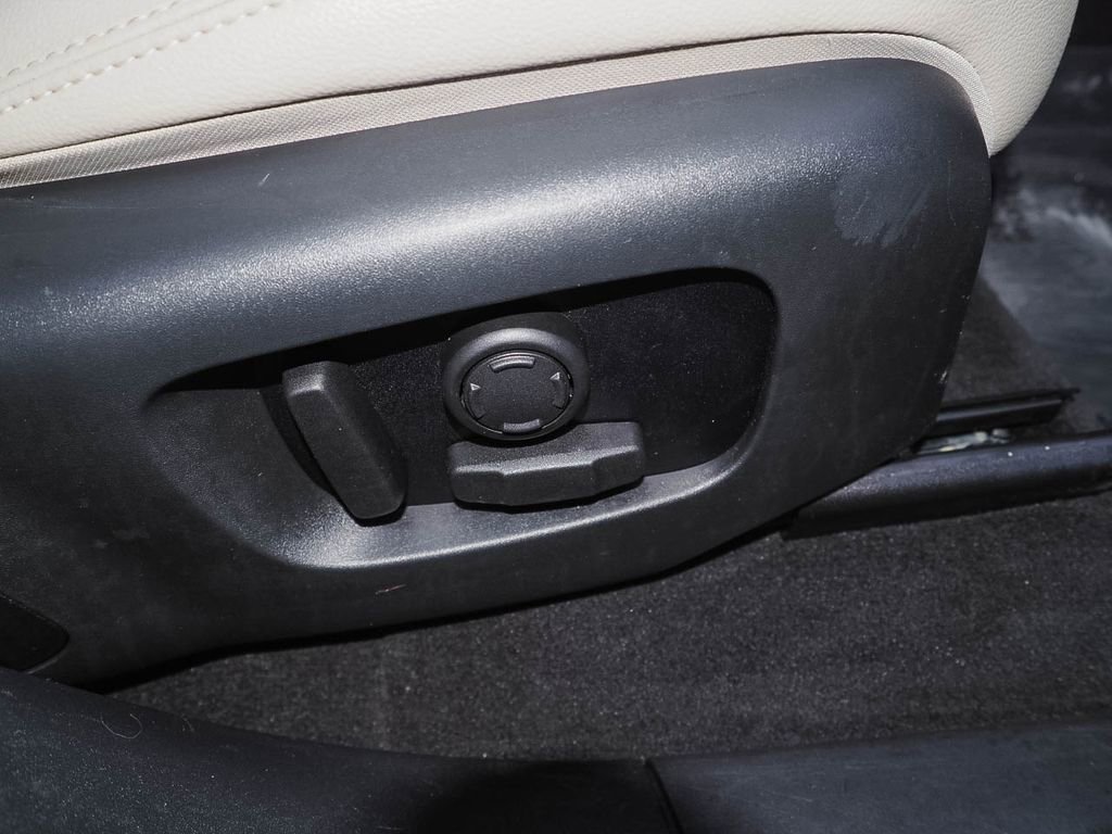 Used 2021 Land Rover Range Rover Velar S image 20