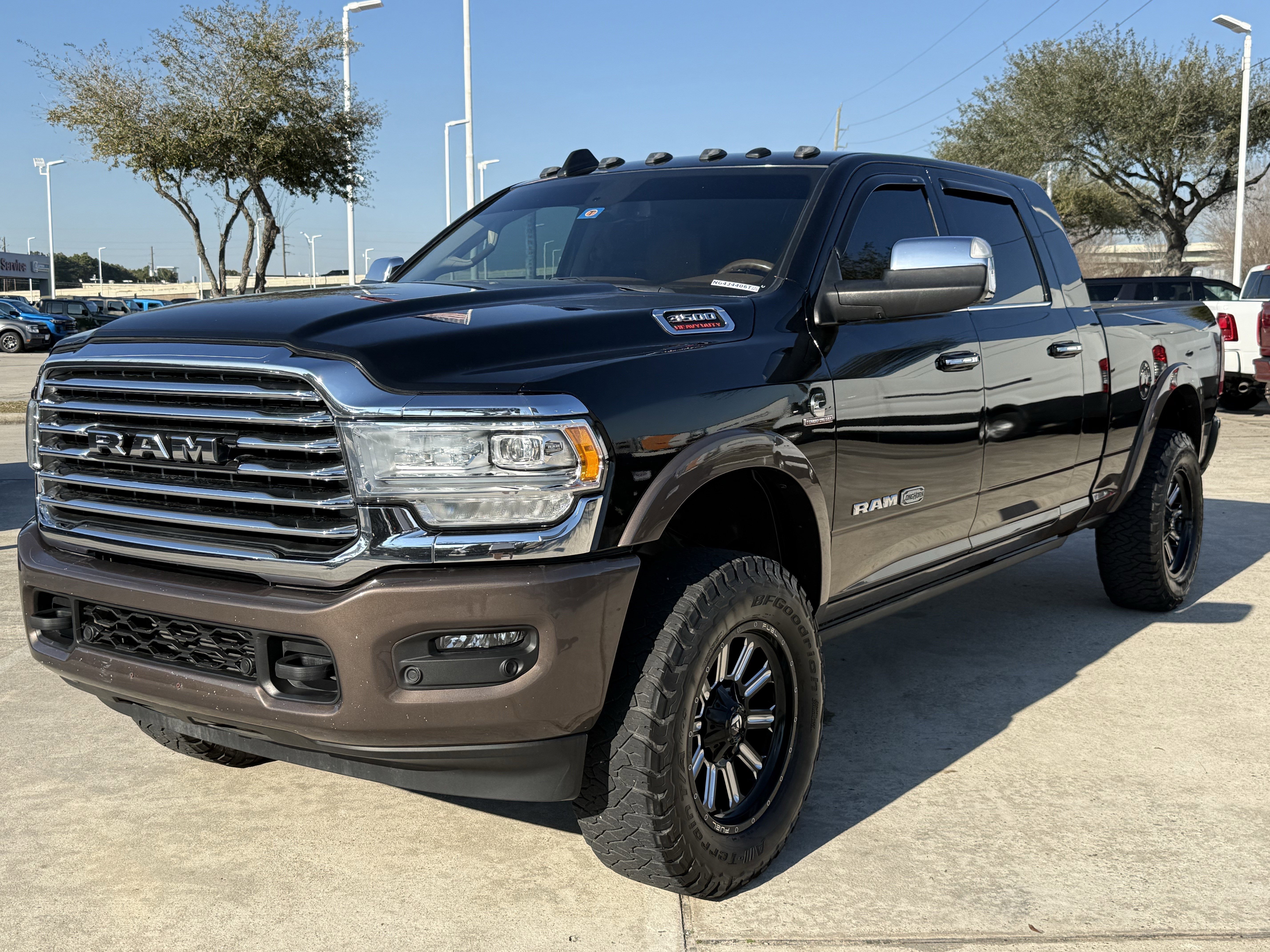 Used 2022 RAM 3500 Limited image 9