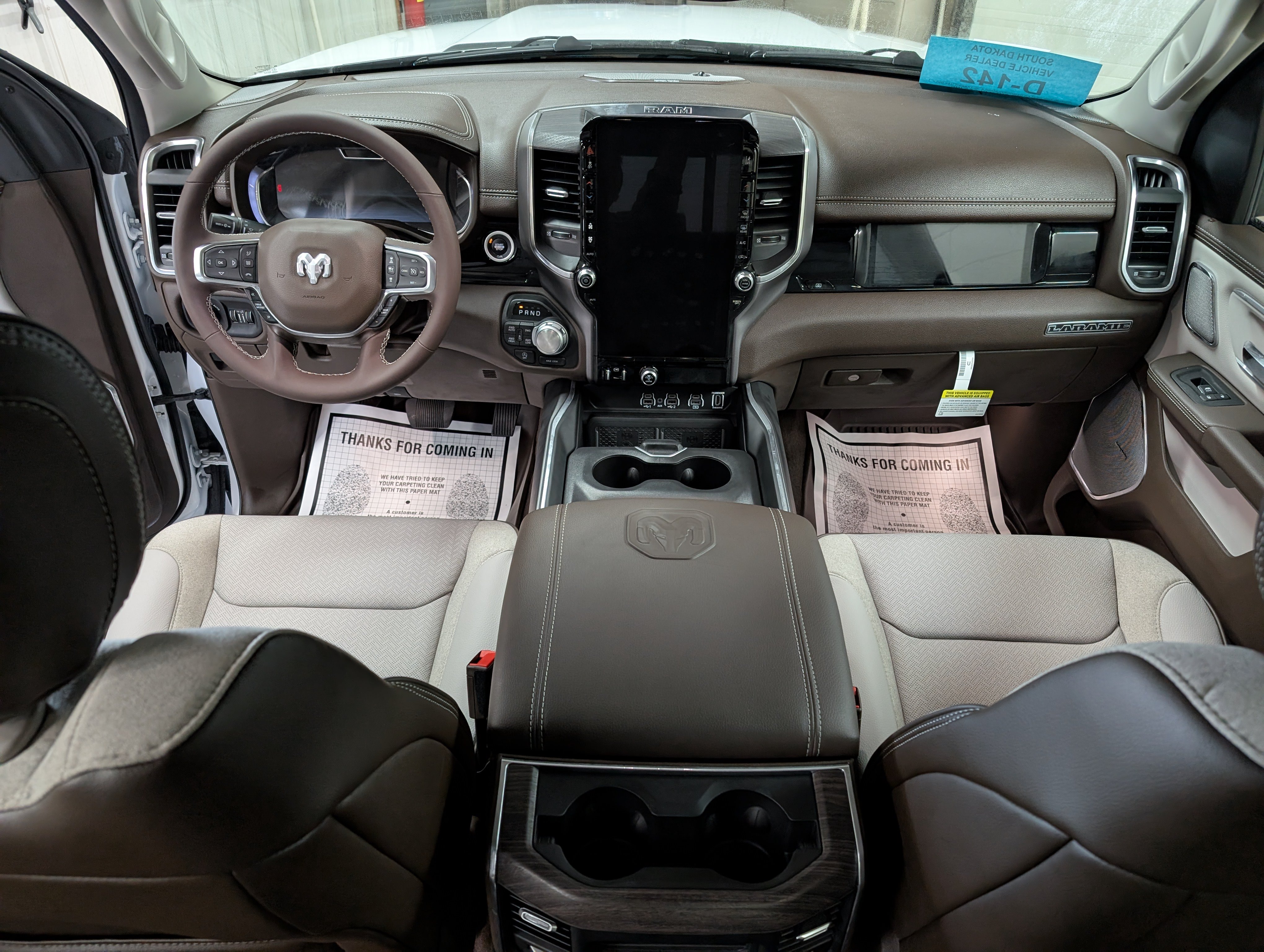 New 2026 RAM 1500 Laramie AWD/4WD image 10