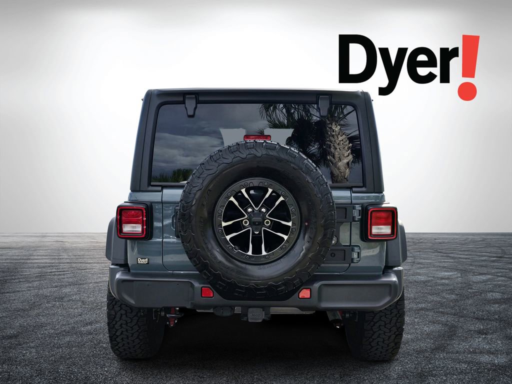 Used 2024 Jeep Wrangler Willys AWD/4WD image 4