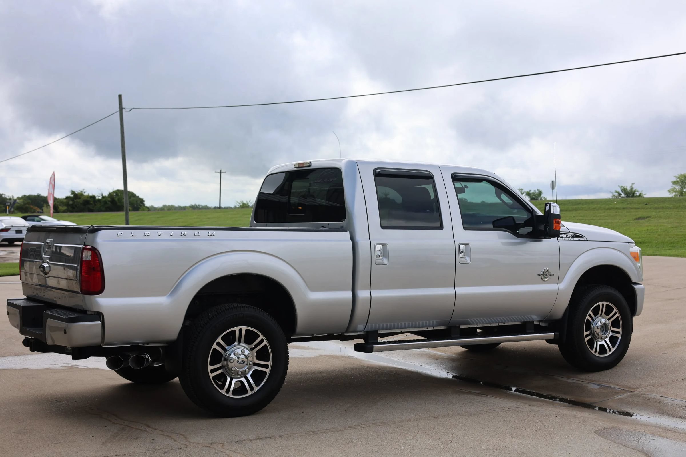 Used 2016 Ford F350 Platinum AWD/4WD image 3