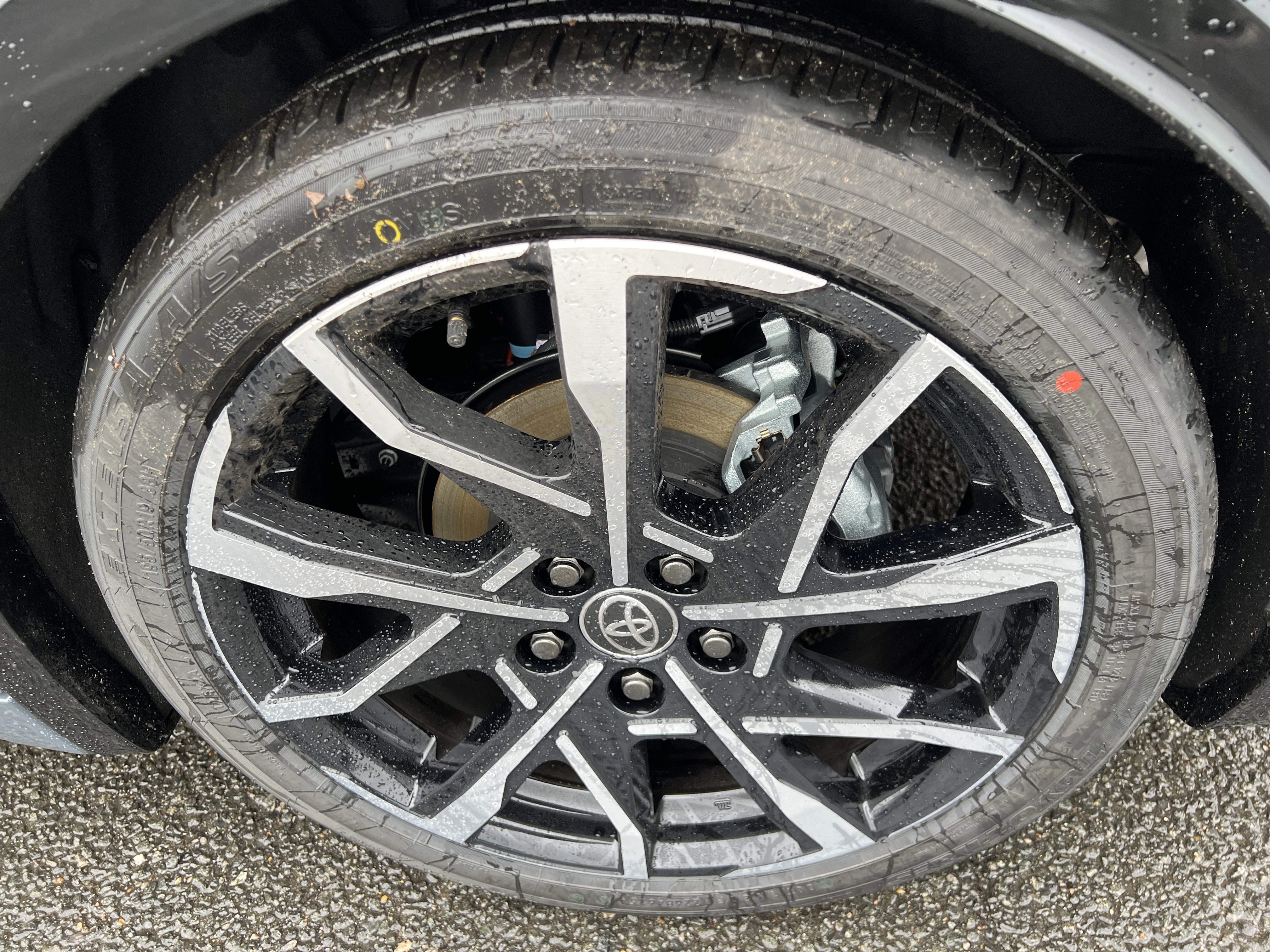 New 2026 Toyota Prius Plug-In Hybrid image 7