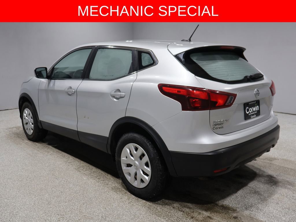Used 2019 Nissan Rogue Sport S image 13