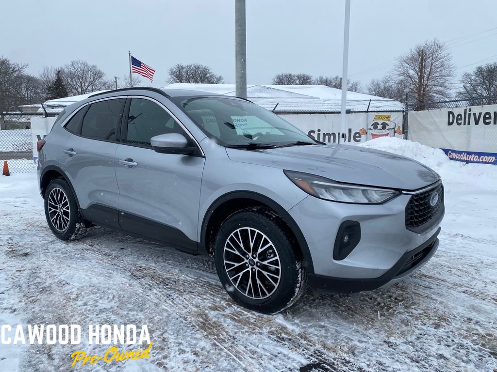 Used 2024 Ford Escape SE