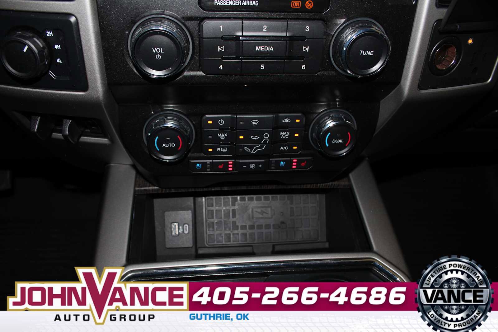 Used 2021 Ford F450 Lariat w/ Lariat Ultimate Package AWD/4WD image 39