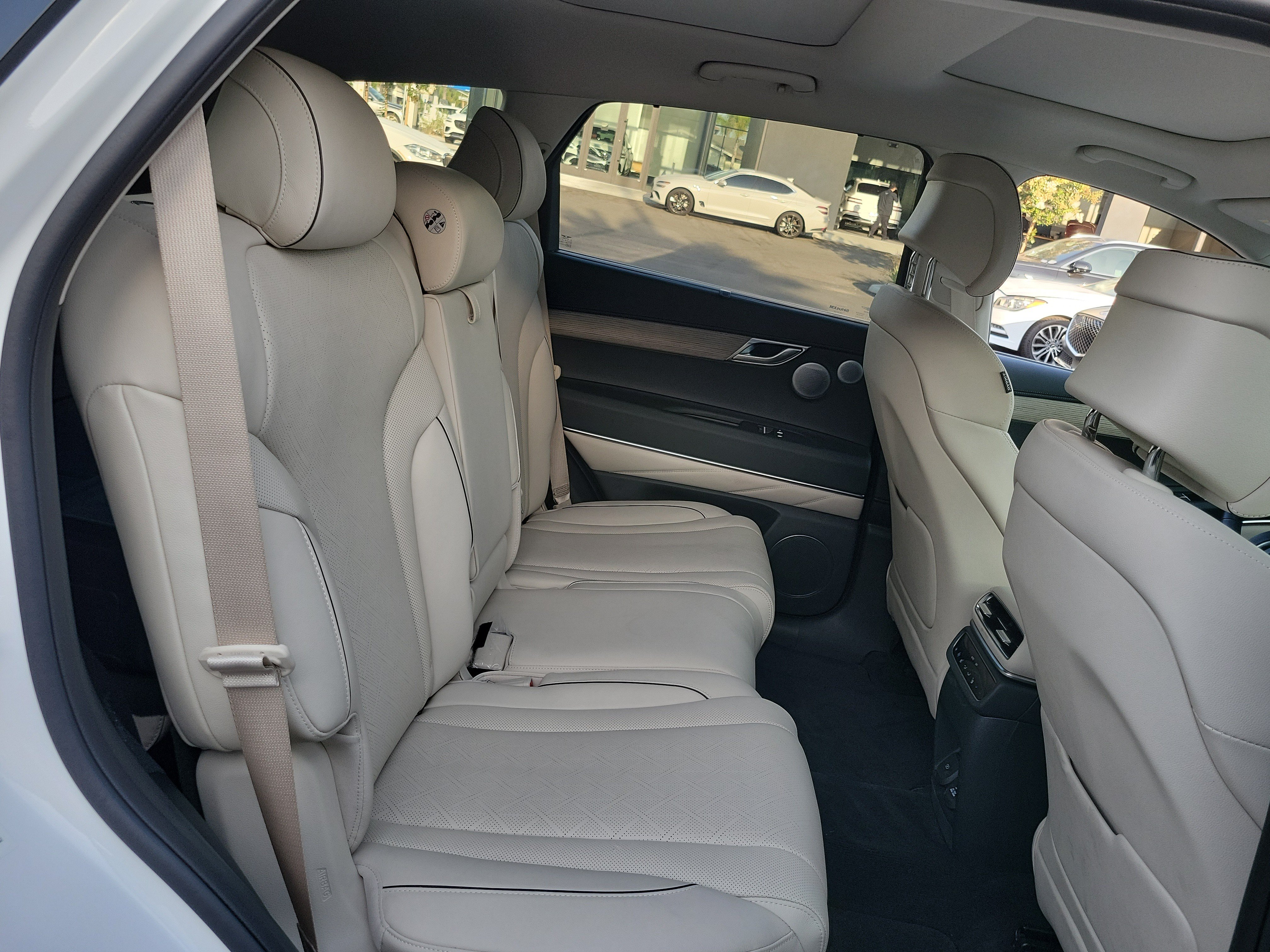 Certified 2026 Genesis GV80 3.5T Advanced AWD/4WD image 23