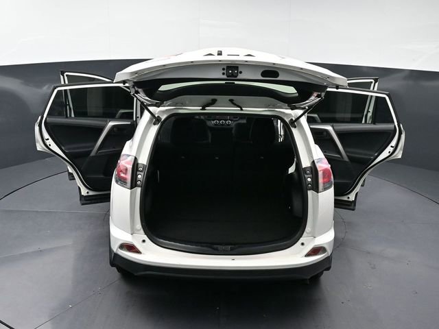 Used 2017 Toyota RAV4 LE image 39