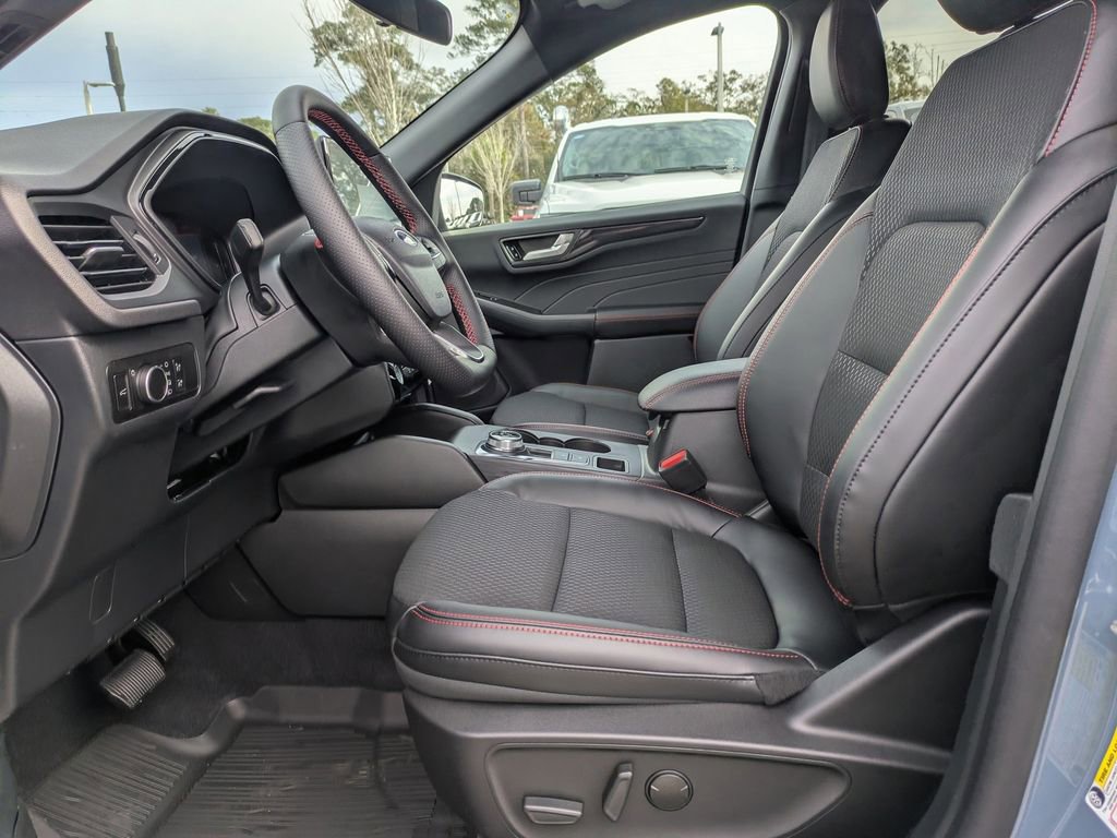 New 2026 Ford Escape ST-Line w/ Tech Pack #1 FWD image 22