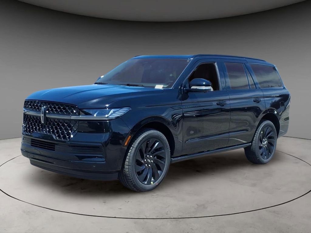 New 2026 Lincoln Navigator Reserve w/ Jet Appearance Package AWD/4WD image 1