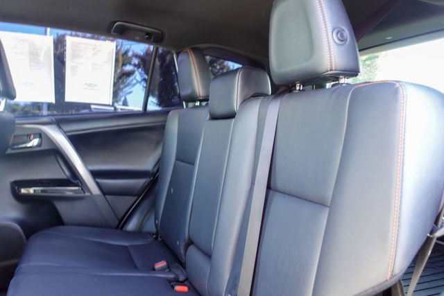 Certified 2018 Toyota RAV4 SE w/ Power Extra Value Package AWD/4WD image 26