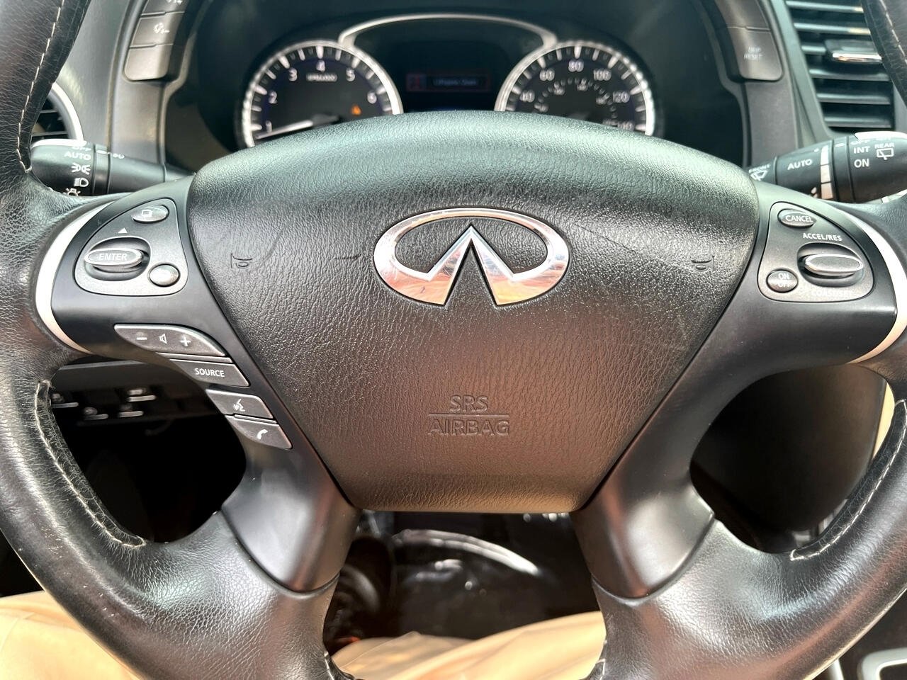 Used 2019 INFINITI QX60 Luxe w/ Essential Package image 27