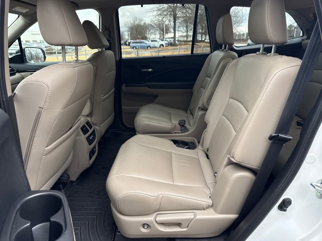 Used 2021 Honda Pilot Touring image 26