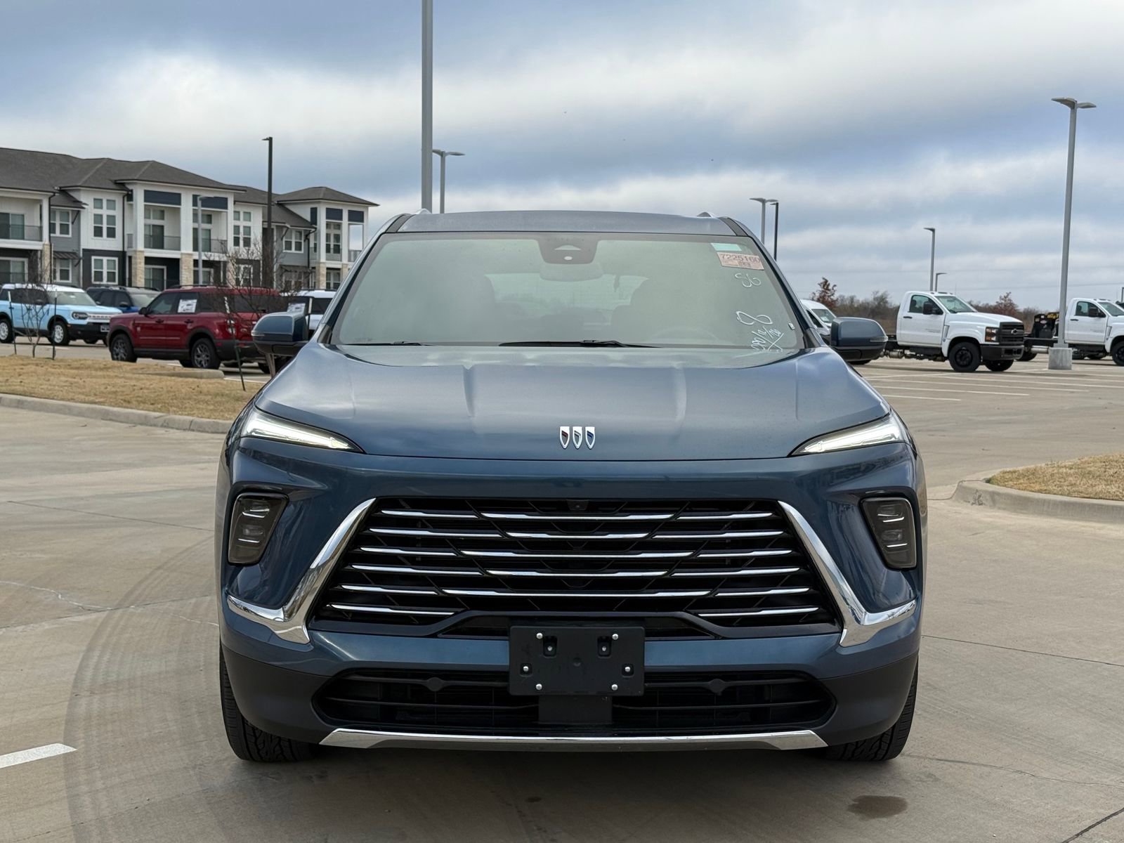 Certified 2025 Buick Enclave Preferred image 2