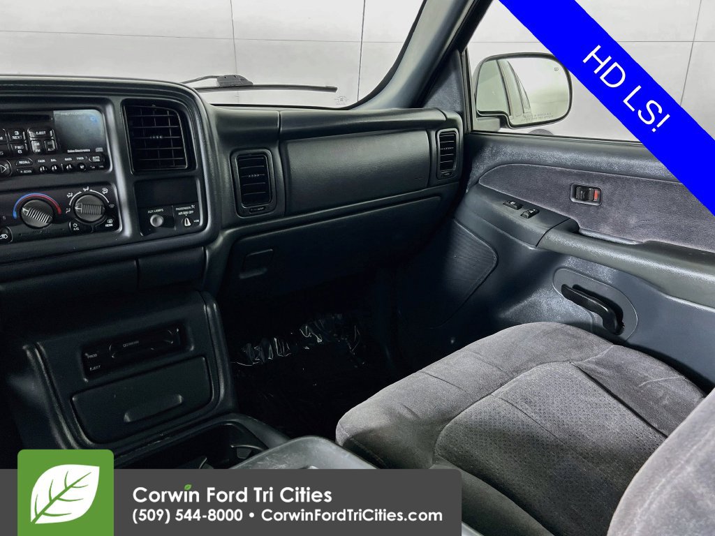 Used 2000 Chevrolet Silverado 2500 LS w/ Snow Plow Prep Pkg AWD/4WD image 22
