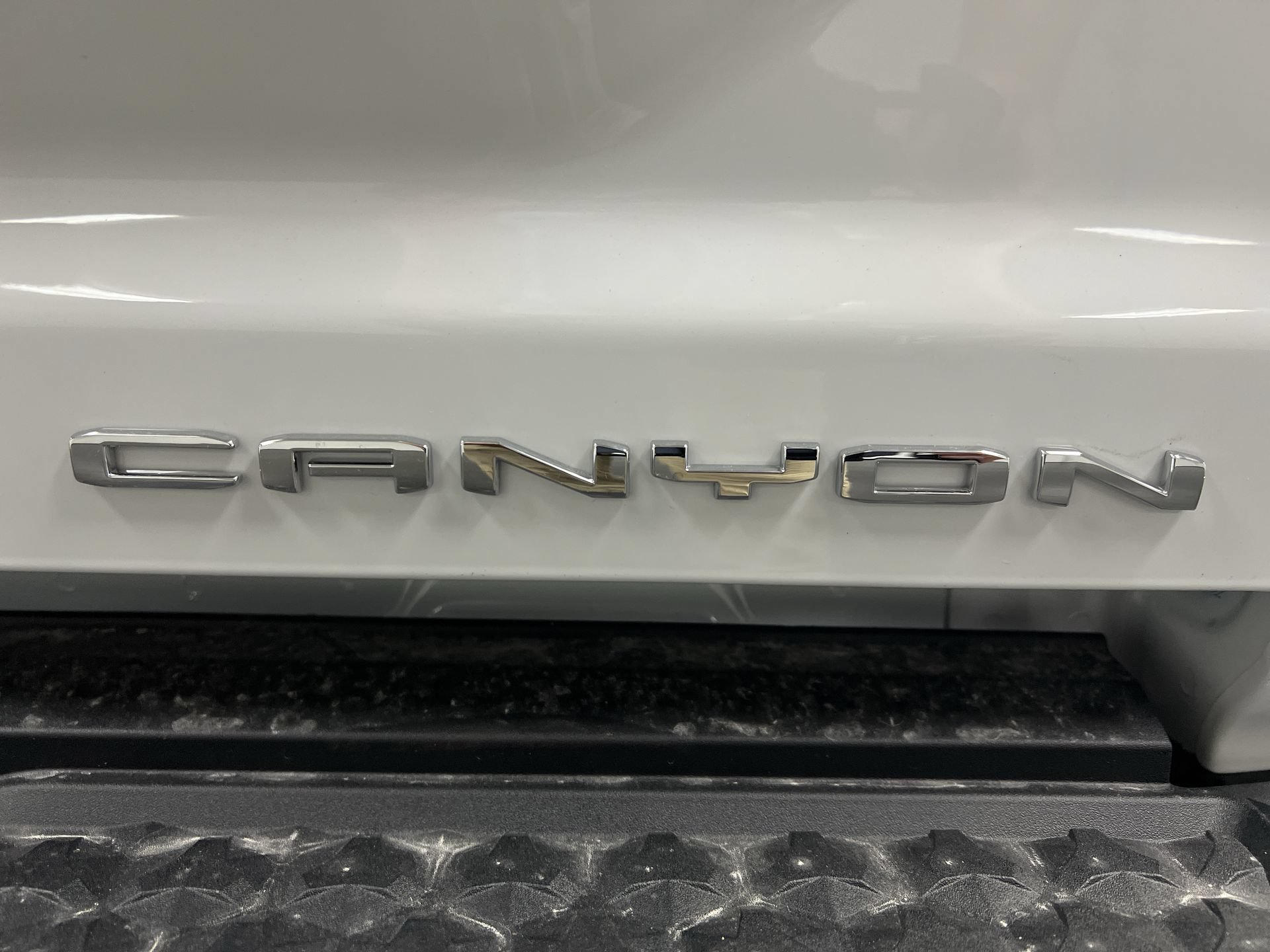 New 2026 GMC Canyon Denali AWD/4WD image 68