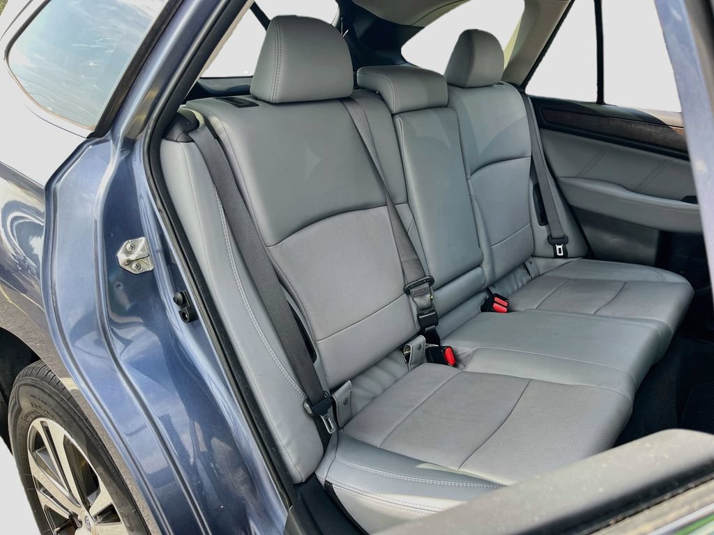 Used 2018 Subaru Outback 2.5i Limited AWD/4WD image 28