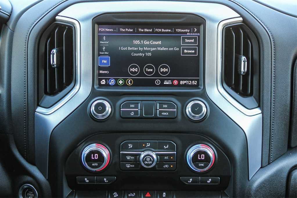 Used 2022 GMC Sierra 2500 SLE w/ SLE Value Package; image 14