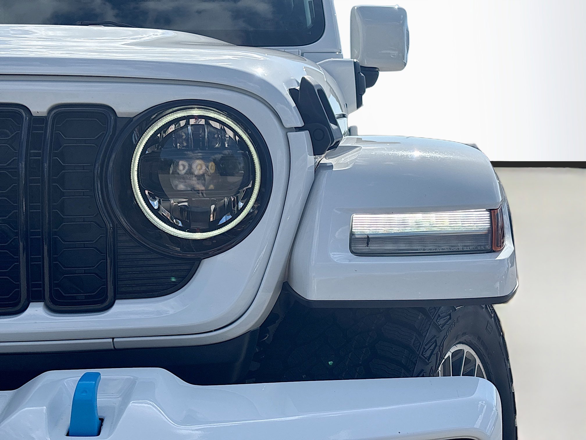 Used 2024 Jeep Wrangler High Altitude AWD/4WD image 9