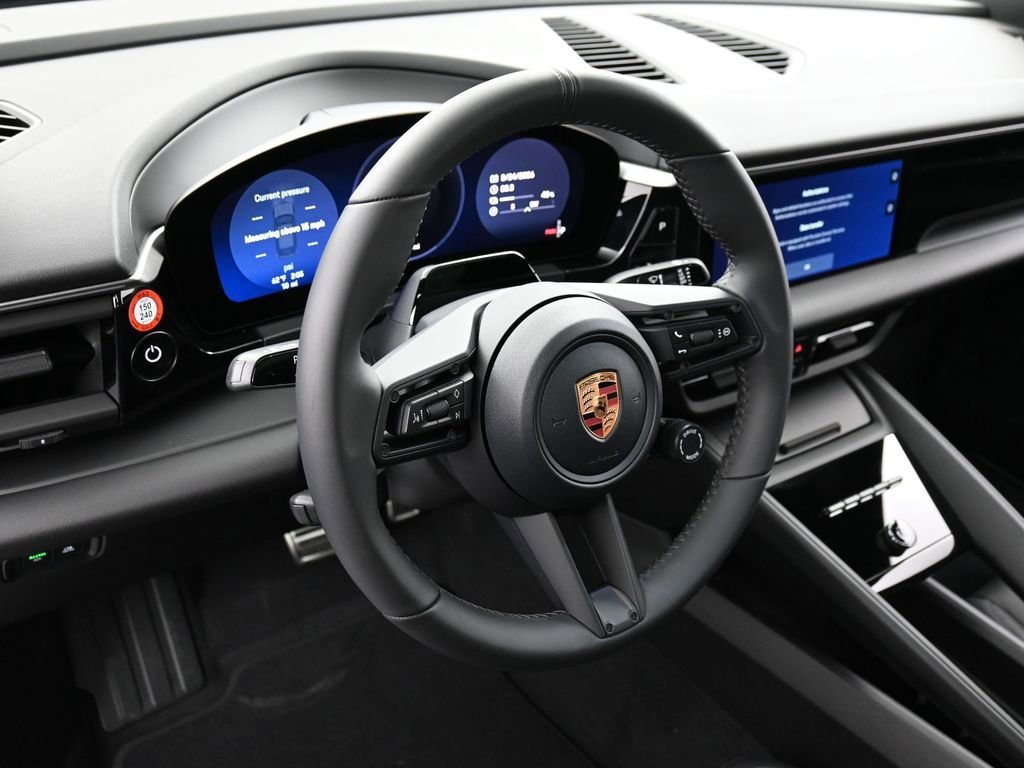 New 2026 Porsche Macan 4S Electric AWD/4WD image 17