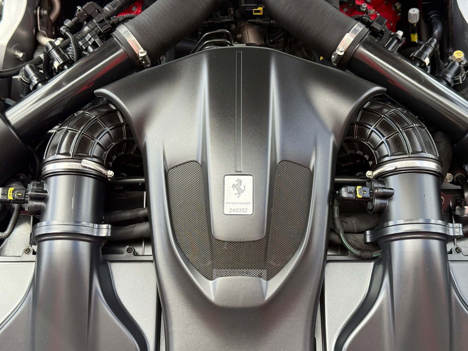 Used 2019 Ferrari Portofino image 29