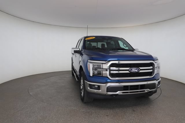 Used 2025 Ford F150 Lariat w/ Equipment Group 501A Mid AWD/4WD image 30