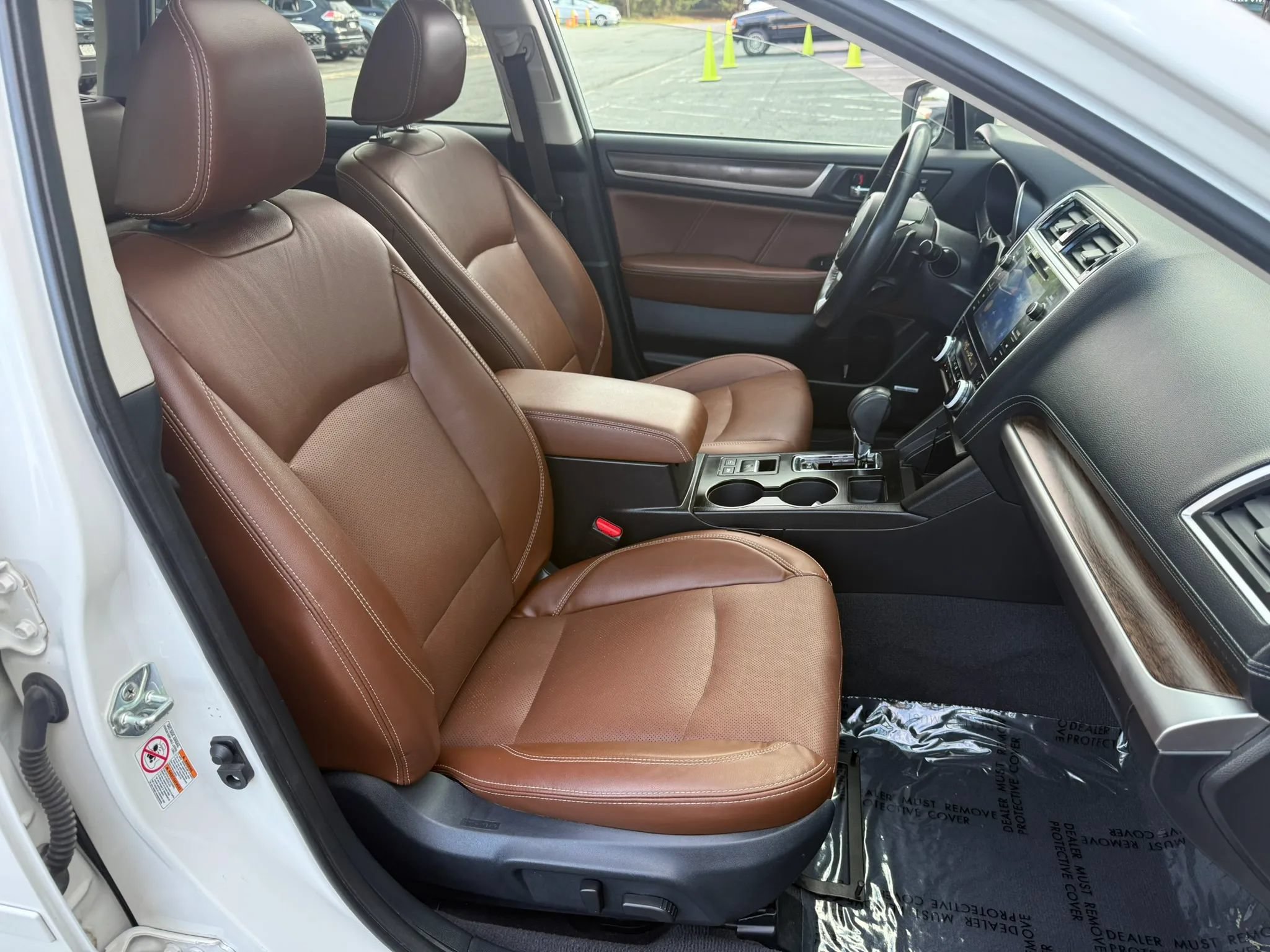 Used 2019 Subaru Outback 3.6R Touring AWD/4WD image 12