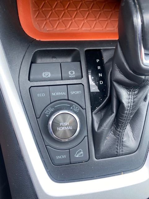 Used 2021 Toyota RAV4 Adventure image 13