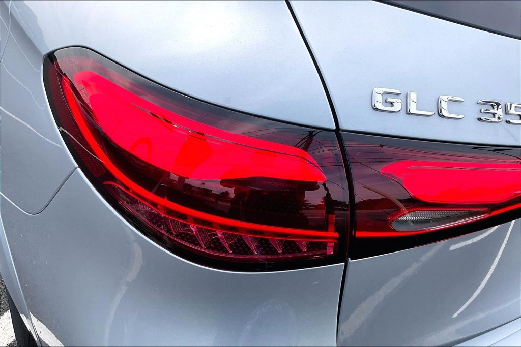 Certified 2025 Mercedes-Benz GLC 350e 4MATIC image 25