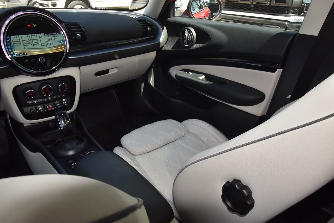 Used 2024 MINI Cooper Clubman S w/ Signature Upholstery Package FWD image 17