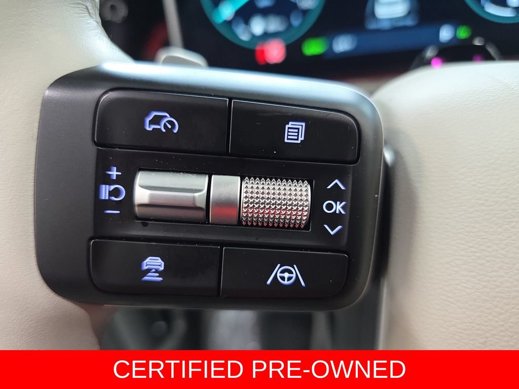 Certified 2026 Hyundai Santa Fe Limited AWD/4WD image 17