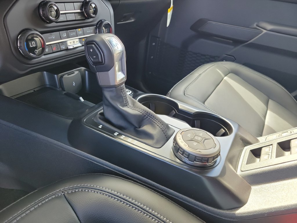 New 2026 Ford Bronco Outer Banks AWD/4WD image 29